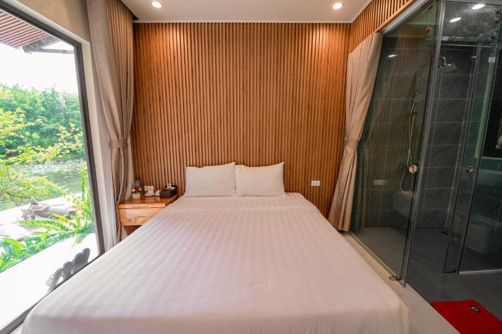 Trang An Freedom Hood - 18