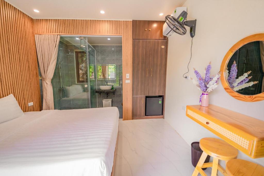 Trang An Freedom Hood - 17