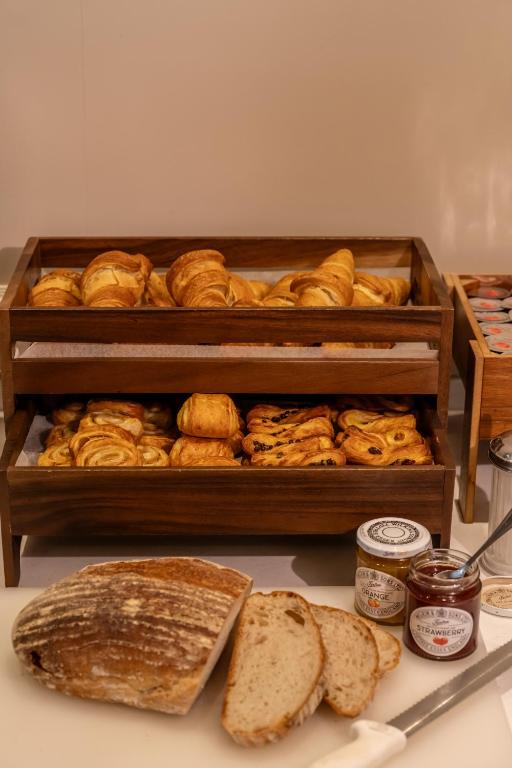 Craig Manor - Resim 20