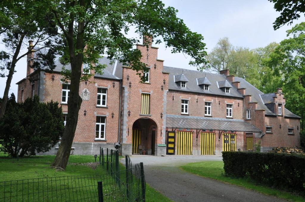 Gallery image of Lozerkasteel in Kruishoutem