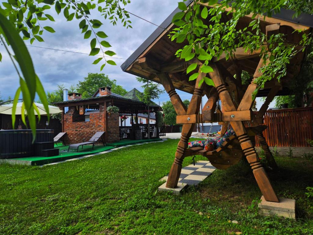 O grădină în afara La Nelutu Ceterasu