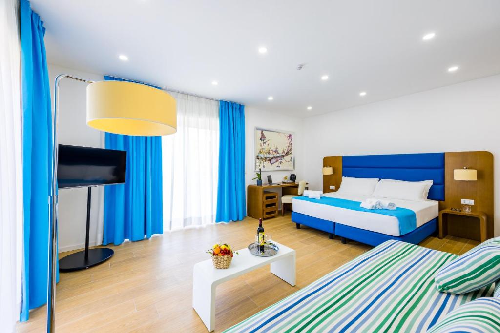 Carlo III Guest House
