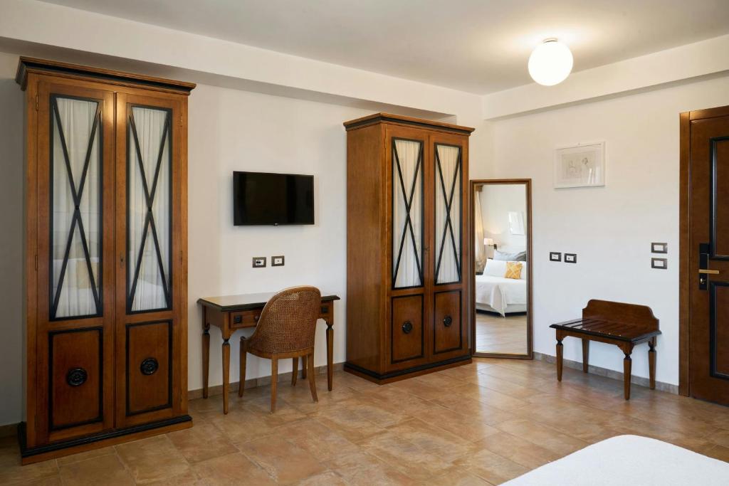 Four Points Flex by Sheraton Naples Marigliano - Superior Tweepersoonskamer Met Uitzicht Op De Tuin