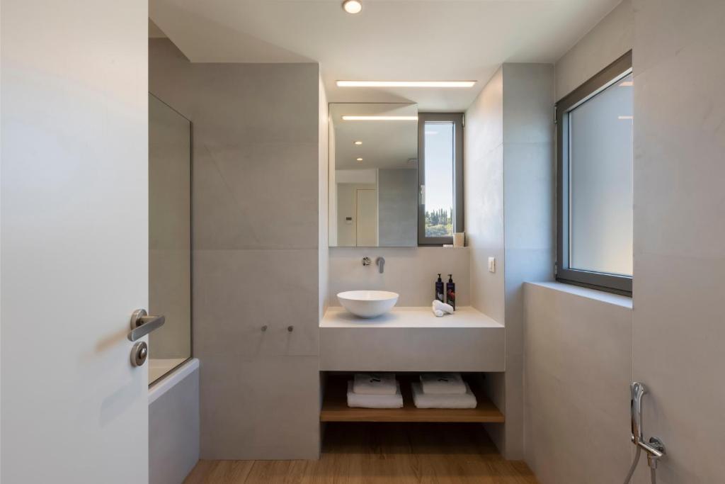 Mirage Chalkida City Resort - 9