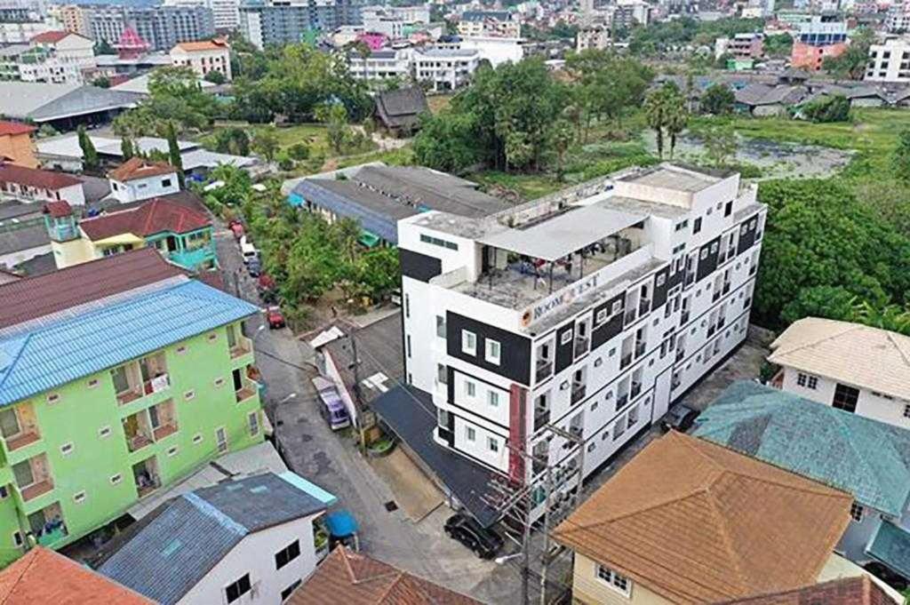 Dancenter Patong Beach Phuket – formerly RQ Hotel - Resim 10