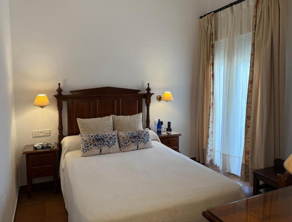 Hotel Los Olivos - 3