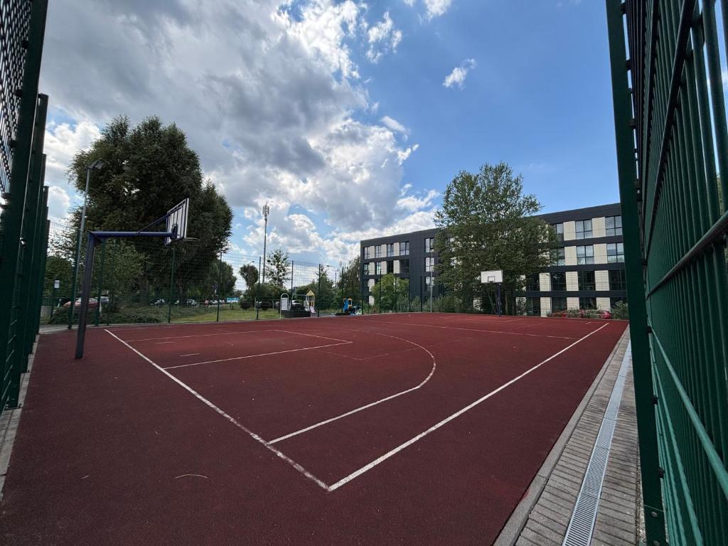 Dom Akademicki przy ulicy Nieszawskiej - Resim 18