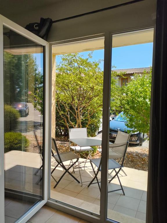 Appartement idéal séjour touristique et pro - Appartement Met 1 Slaapkamer