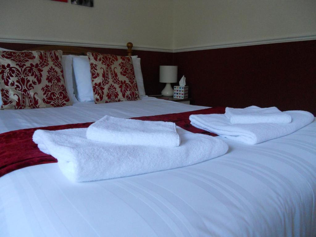 All Seasons Guest House - Economy Double Room