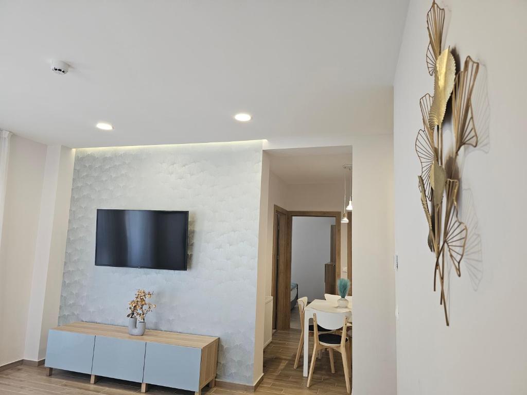 TV a/nebo společenská místnost v ubytování Nature Spring Deluxe Apartmants Zalakaros