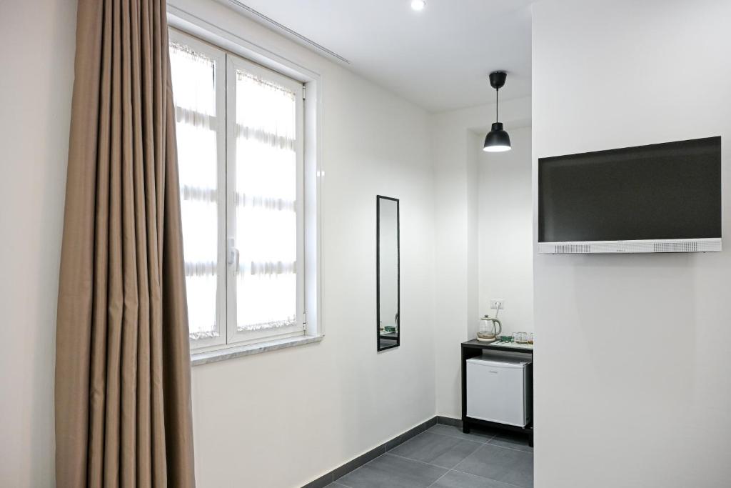 1811 Palace - Resim 31