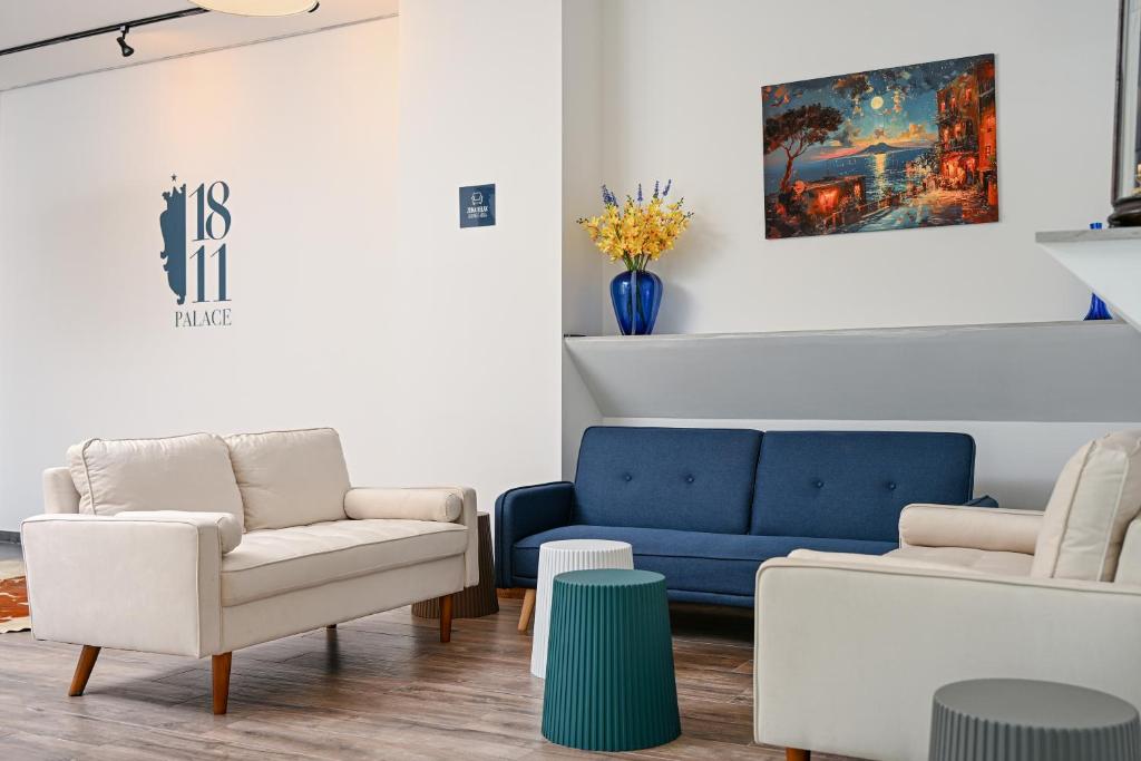 1811 Palace - Resim 7