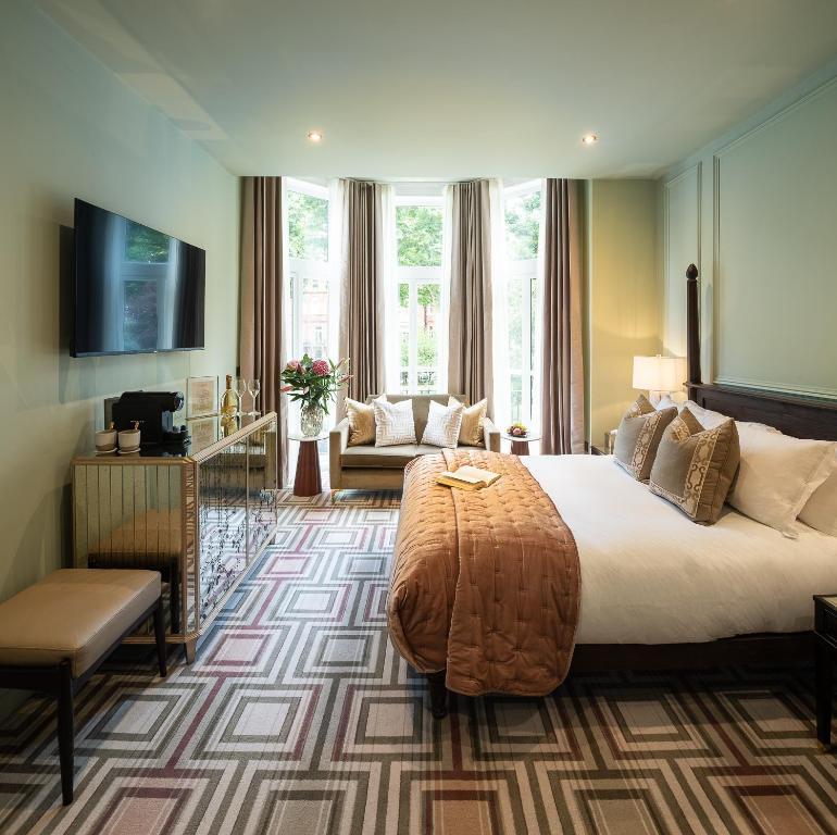 Ellen Kensington - Resim 45