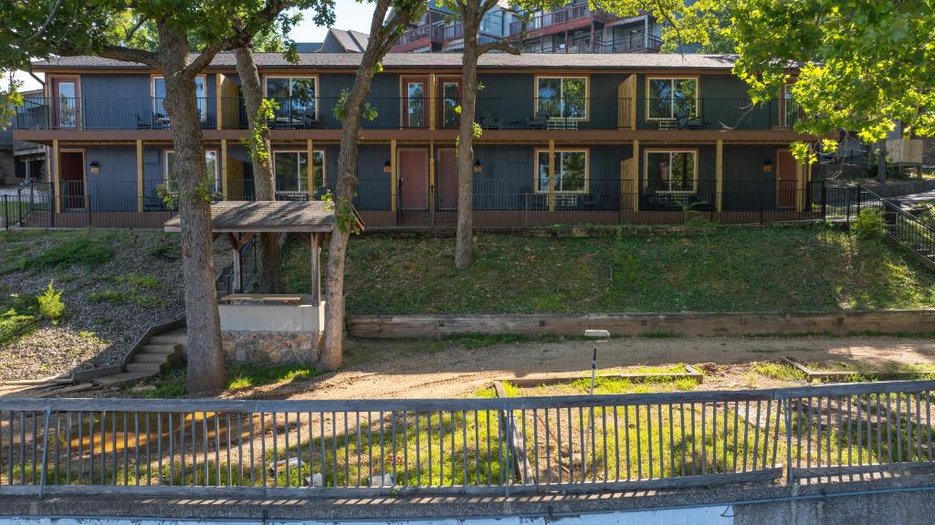 Zahrada ubytování Deluxe Double Suite - Lake Front