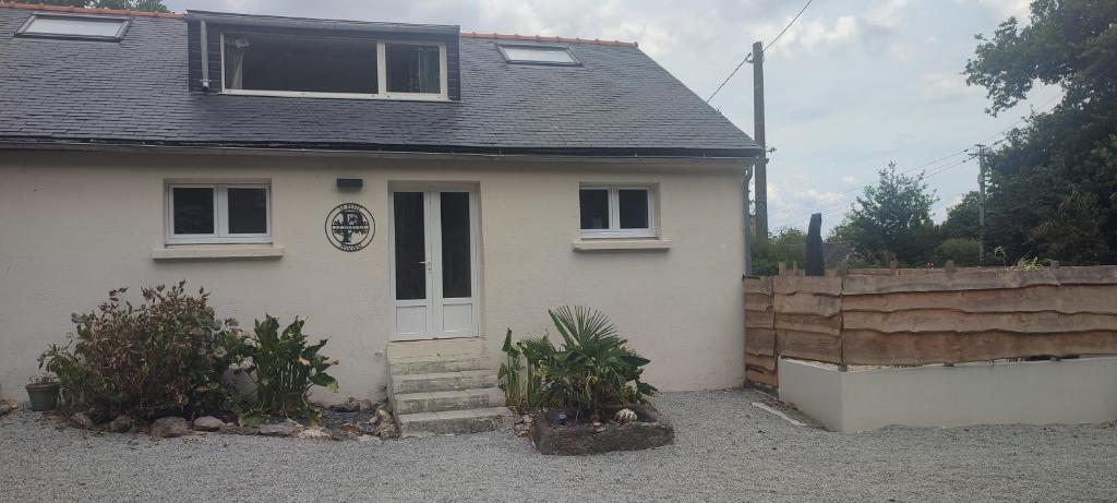 Le Petit Pennerest - Three-Bedroom Home