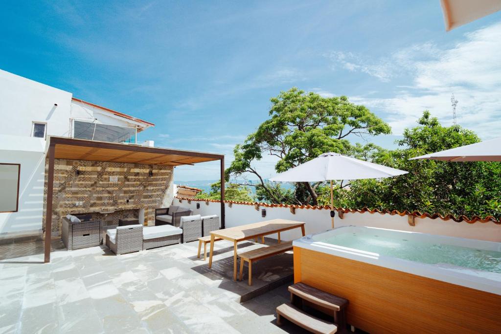 Hotel Casa Kavia Vallarta photo