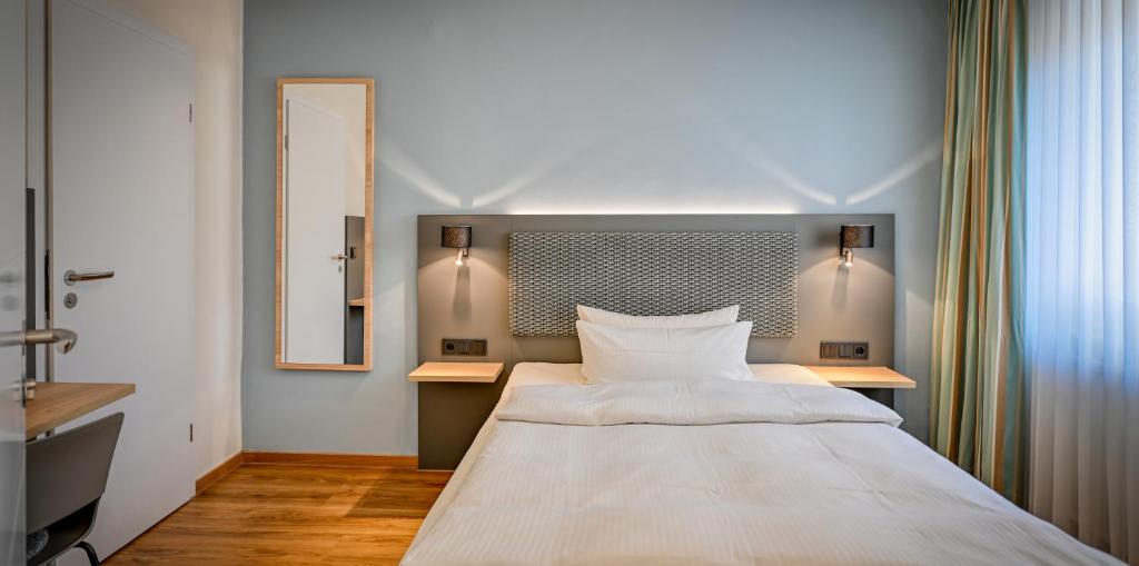Hotel Mainblick Garni - Single Room