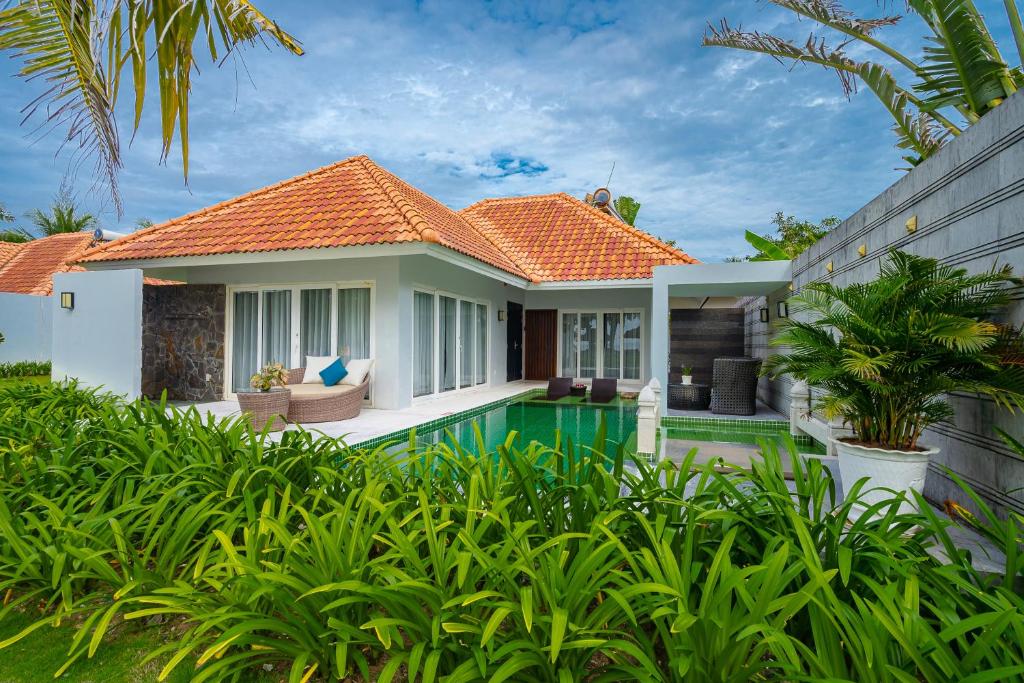 Mercury Phu Quoc Resort & Villas - 12