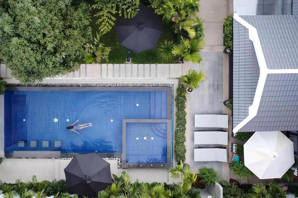 Πισίνα στο ή κοντά στο Krissna Villa Siem Reap