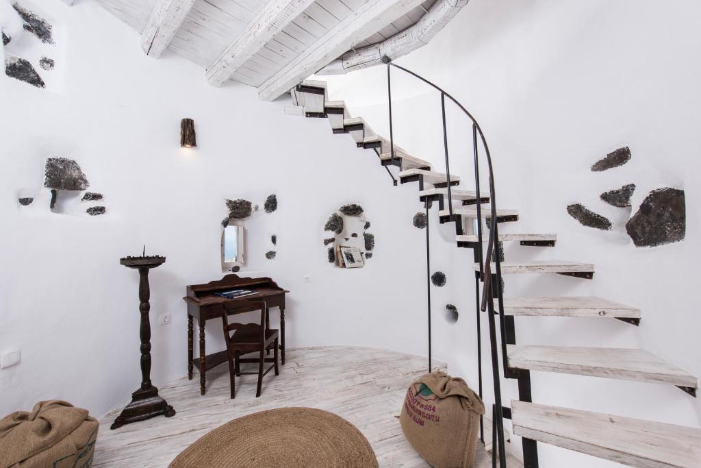 Fotografie z fotogalerie ubytování Anemoscope Windmill Villa v destinaci Pyrgos