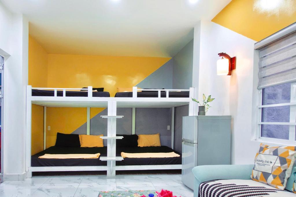Cat Ba Santorini Homestay - Family Room