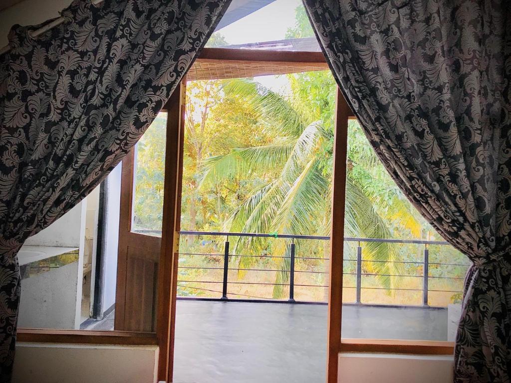 Sigiri Holiday Bungalow - 15