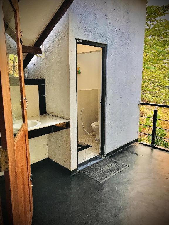 Sigiri Holiday Bungalow - 16