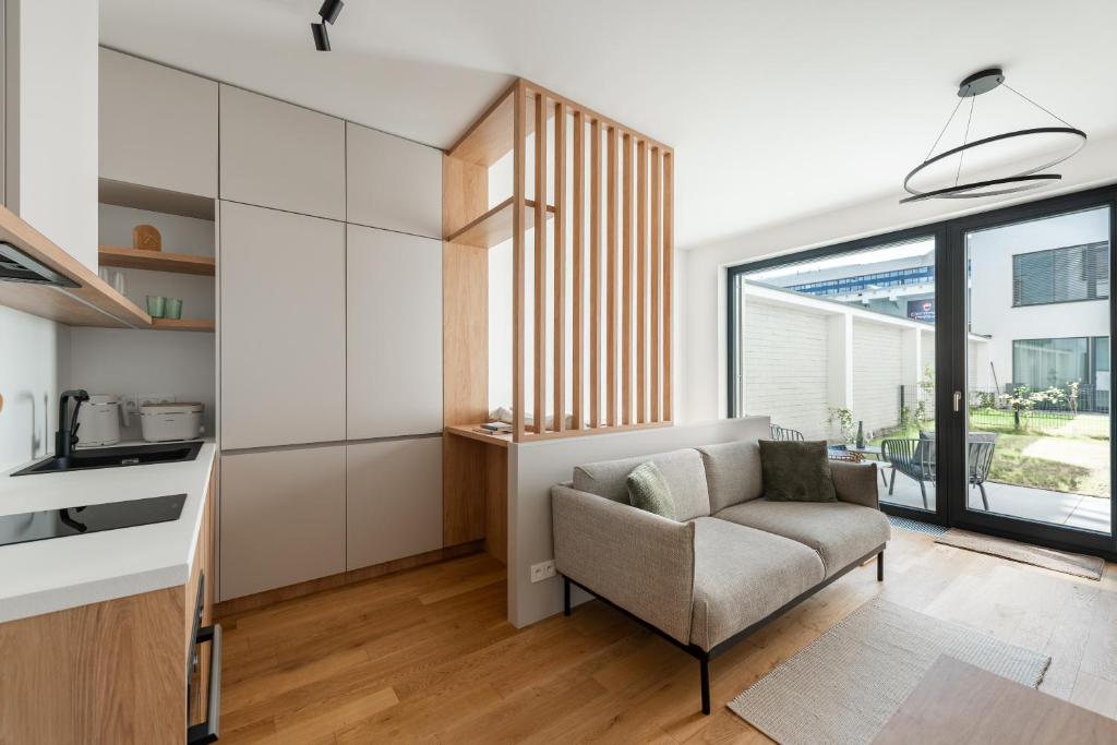 Kuchyň nebo kuchyňský kout v ubytování Olive Garden Apartment with Garage