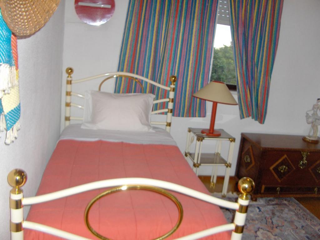 Casa do Costa - Three-Bedroom House