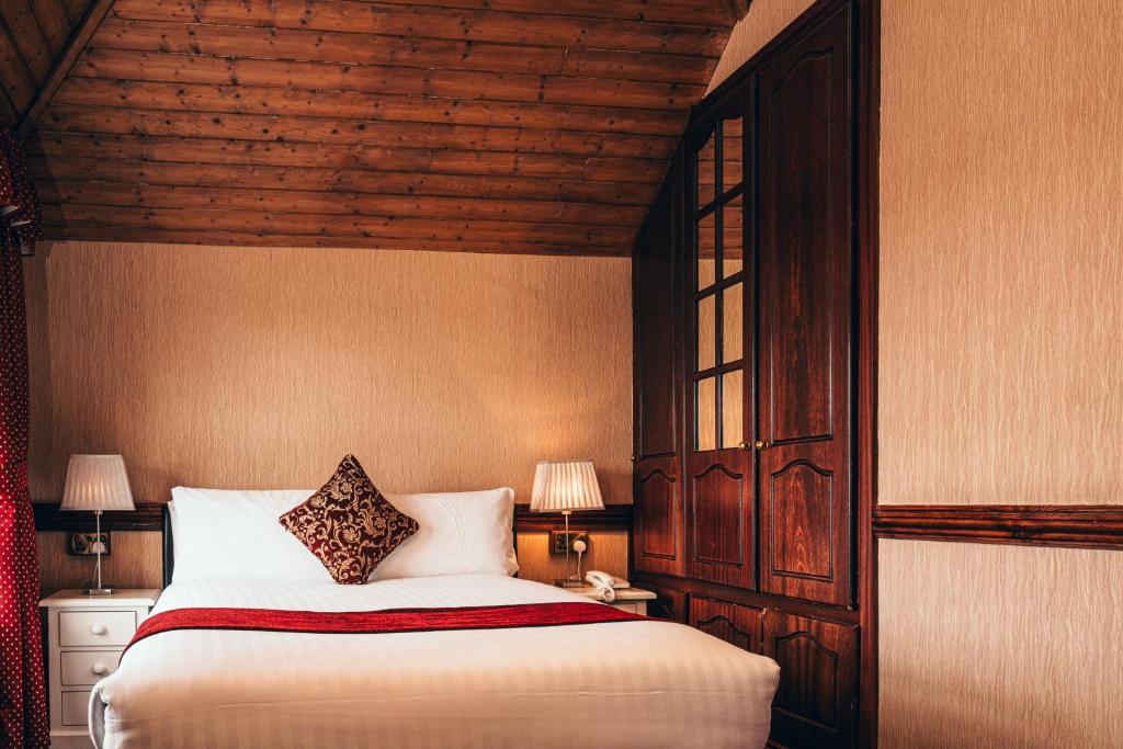 Russell Court Hotel - Resim 10