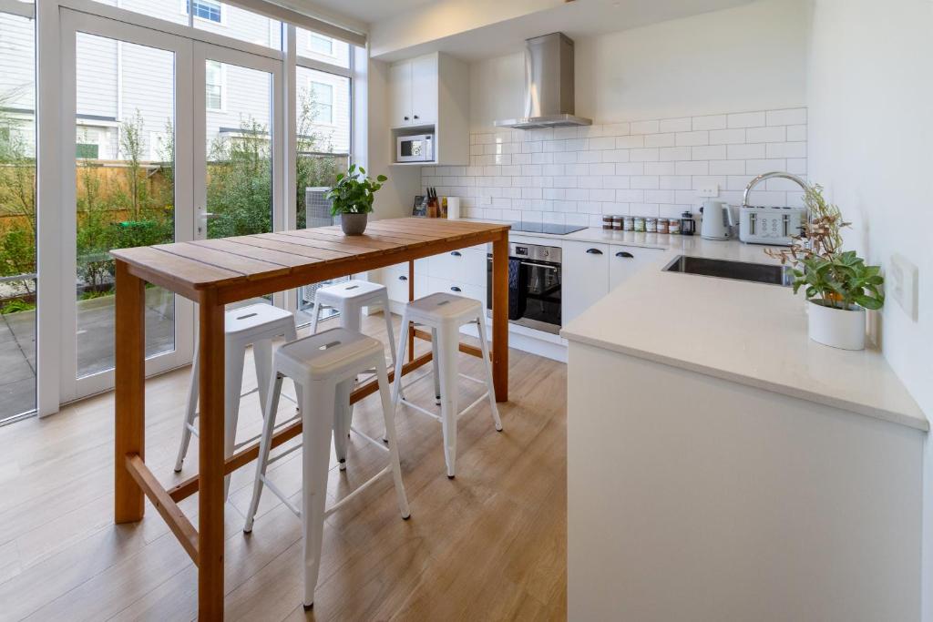 Luxe City Stay, Sleeps 7, Free Car Park - Resim 4