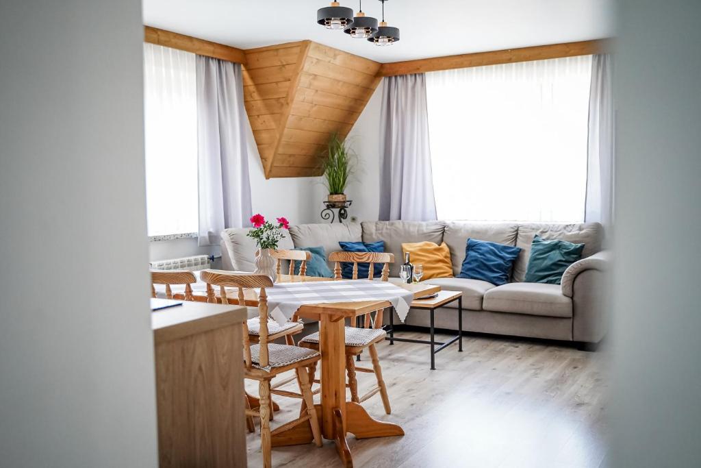 Χώρος καθιστικού στο Apartament u Chyców