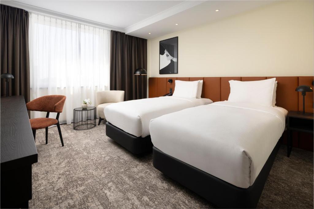 Hilton Düsseldorf - Resim 45