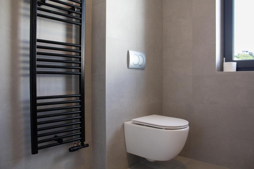 Hotel Taxis Bratislava - Suites - Resim 21