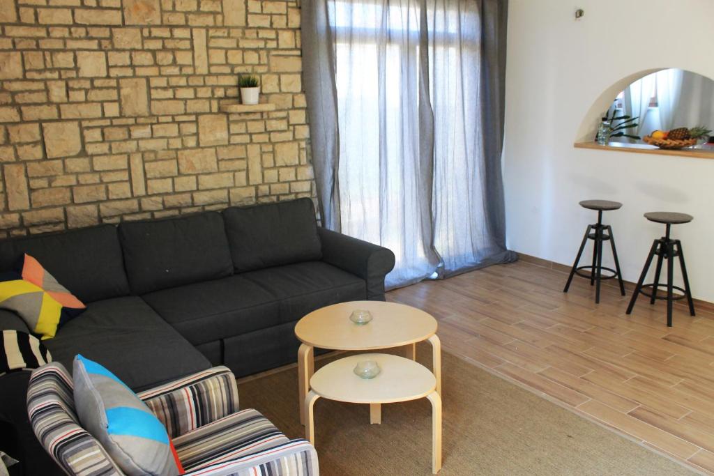 Posedenie v ubytovaní Apartments Dina