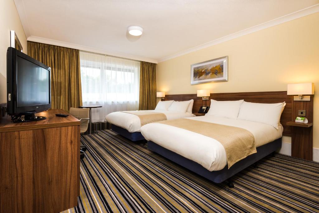 Holiday Inn Stoke on Trent M6 Jct15, an IHG Hotel - 