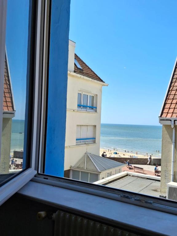 Nespecifikovaný výhled na moře nebo výhled na moře při pohledu z apartmánu