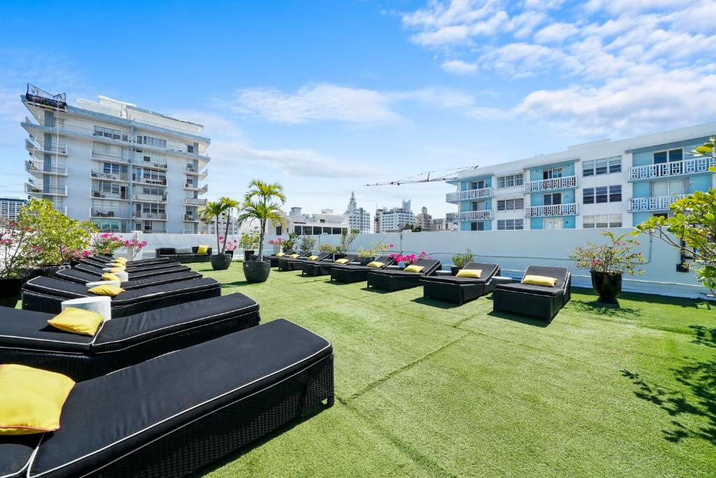 Lincoln Arms Suites photo