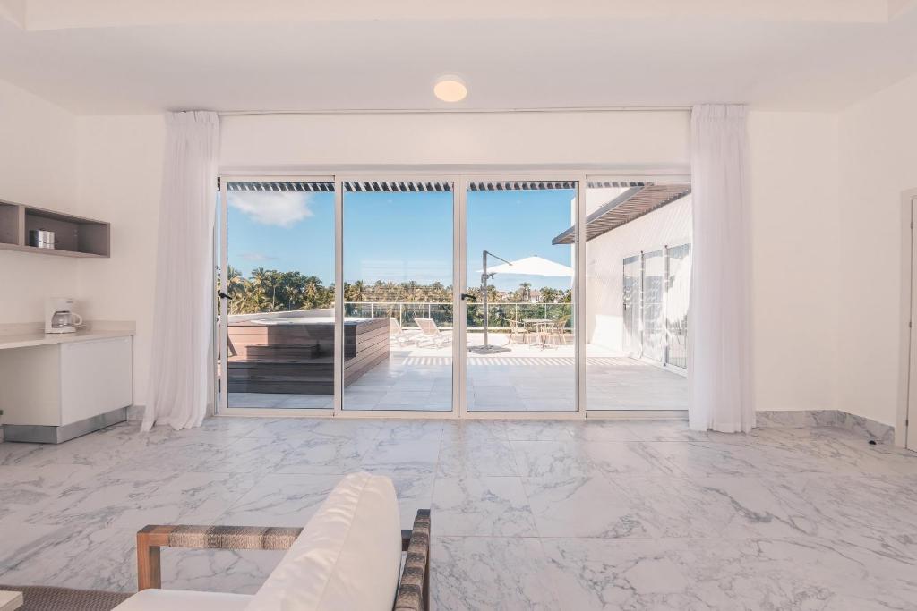 Μπαλκόνι ή βεράντα στο Penthouse with jacuzzi in Lake View