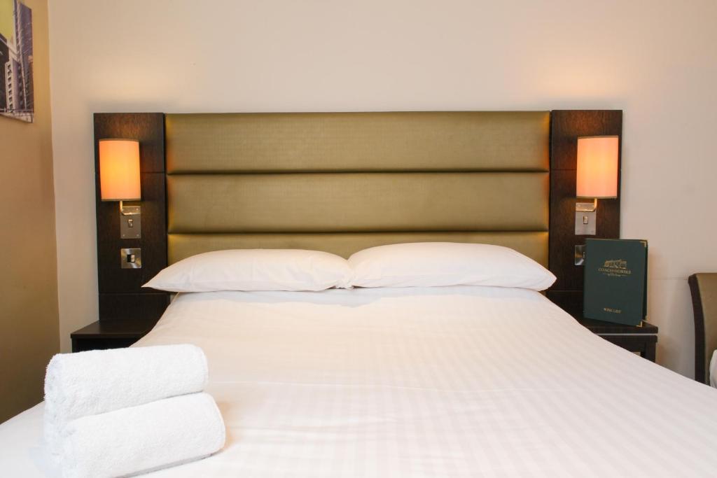 Coach & Horses Hotel - Resim 4