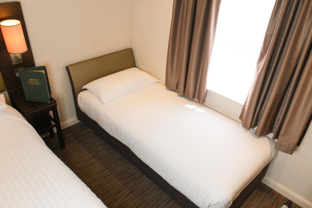 Coach & Horses Hotel - Resim 27