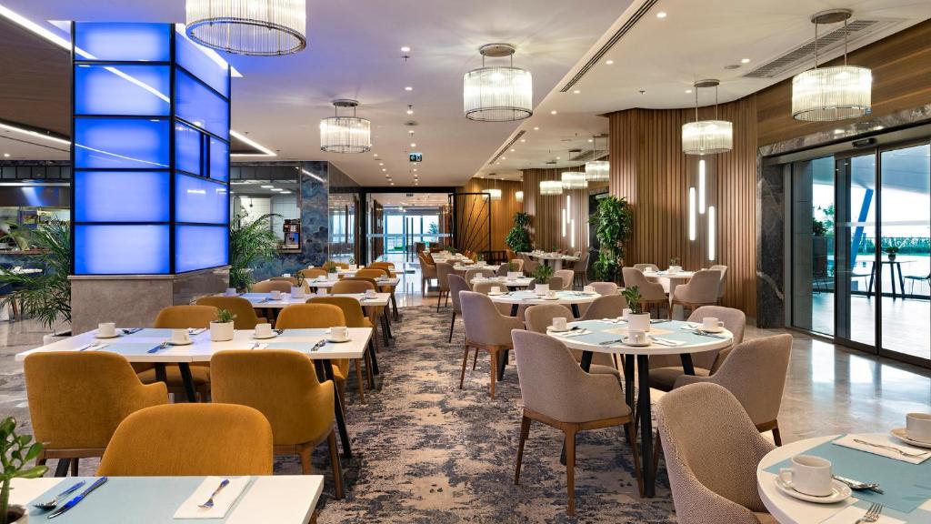 امکانات Crowne Plaza Florya Istanbul by IHG - تصویر ۴