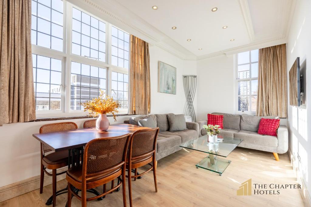 The Chapter Hotels - Griffin House - Resim 10