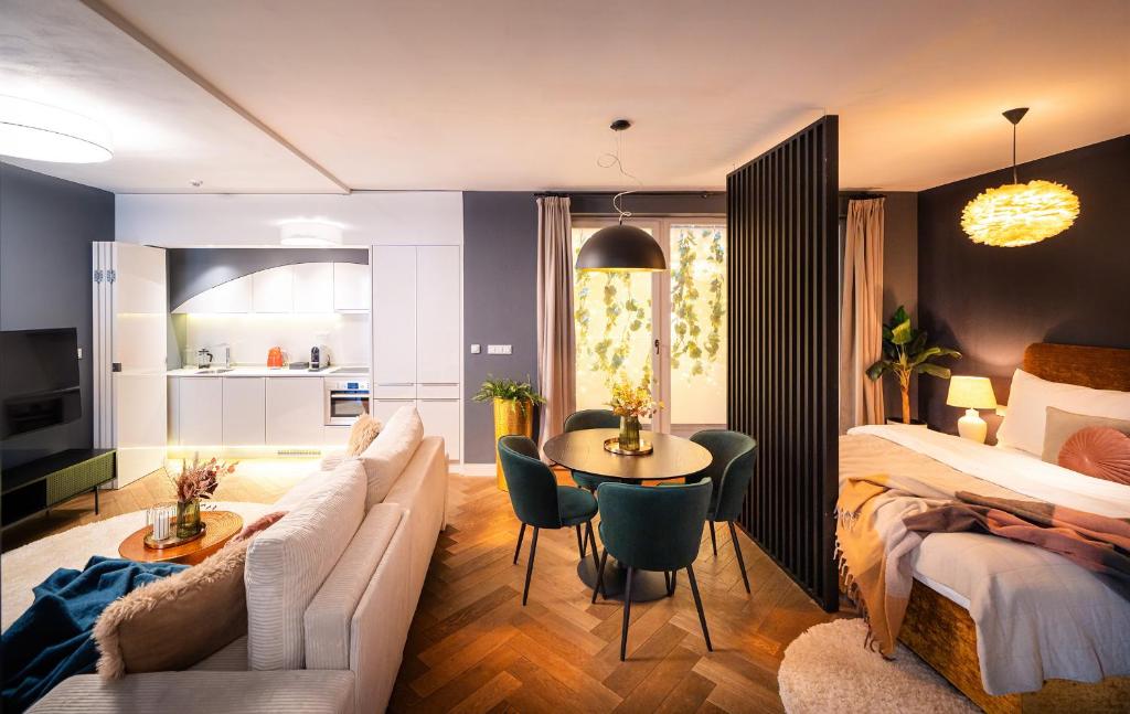 Old Royal Post Boutique Hotel & Premium Suites - 16