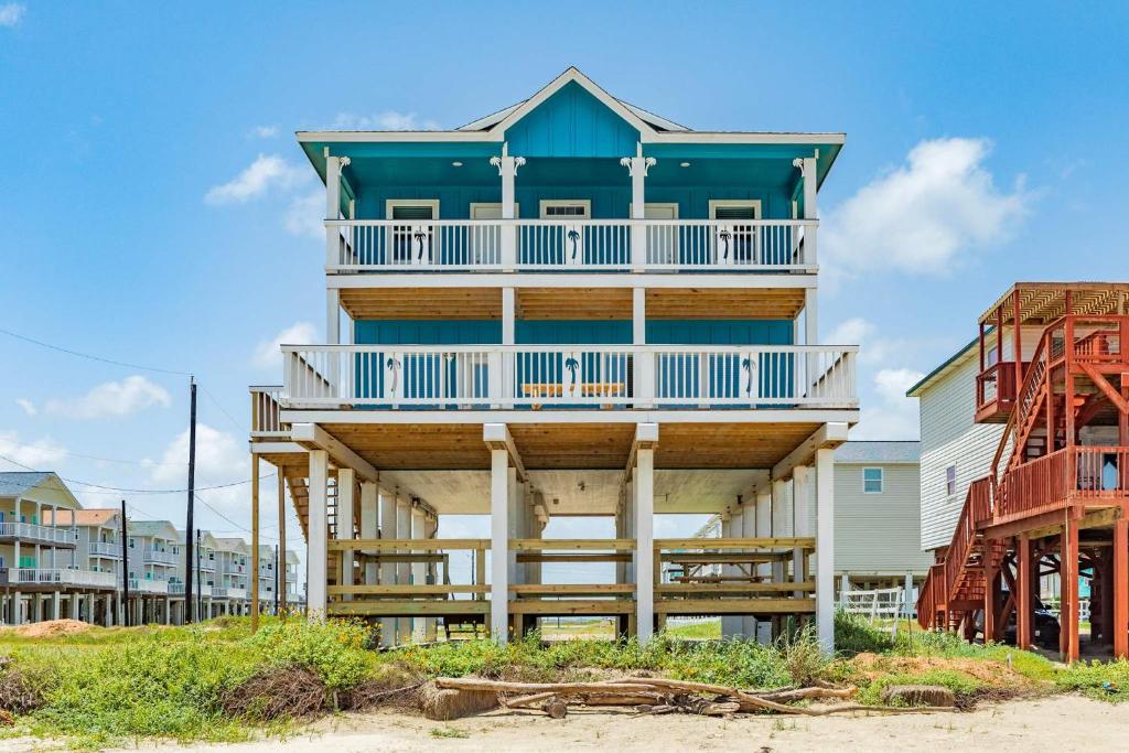 Το κτήριο όπου στεγάζεται  η παραθεριστική κατοικία