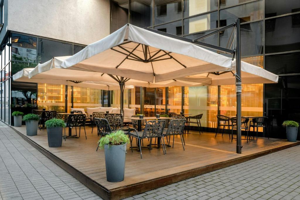 AC Hotel by Marriott Bratislava Old Town - Resim 5