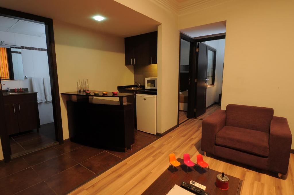 Kuchyň nebo kuchyňský kout v ubytování Suite Hotel Chrome - Beirut