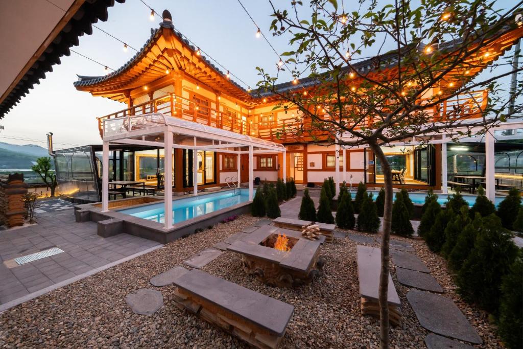 Gyeongju Jiseom Hanok Pool Villa Pension - Error