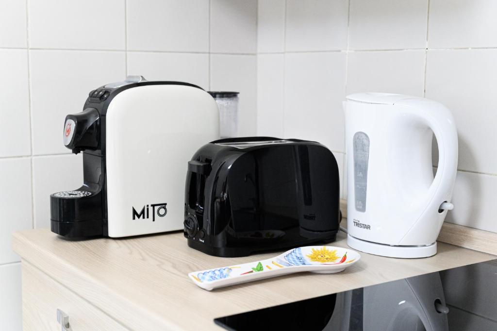 Appartamenti La Dimora di Parthenope Centro Storico - Resim 17