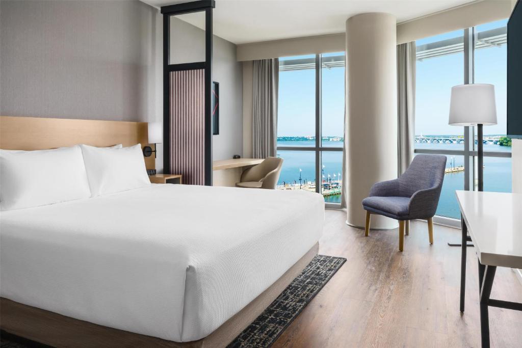 Hyatt Place National Harbor photo